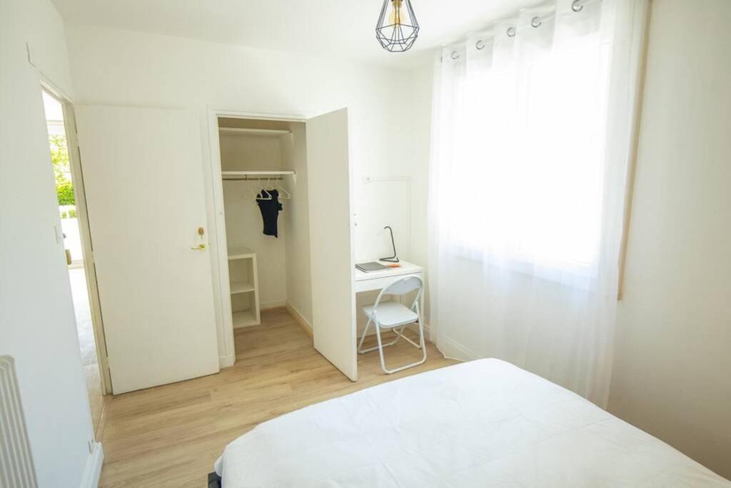 Ganusha Cosy 3 Parking Gratuit Balcon Apartment